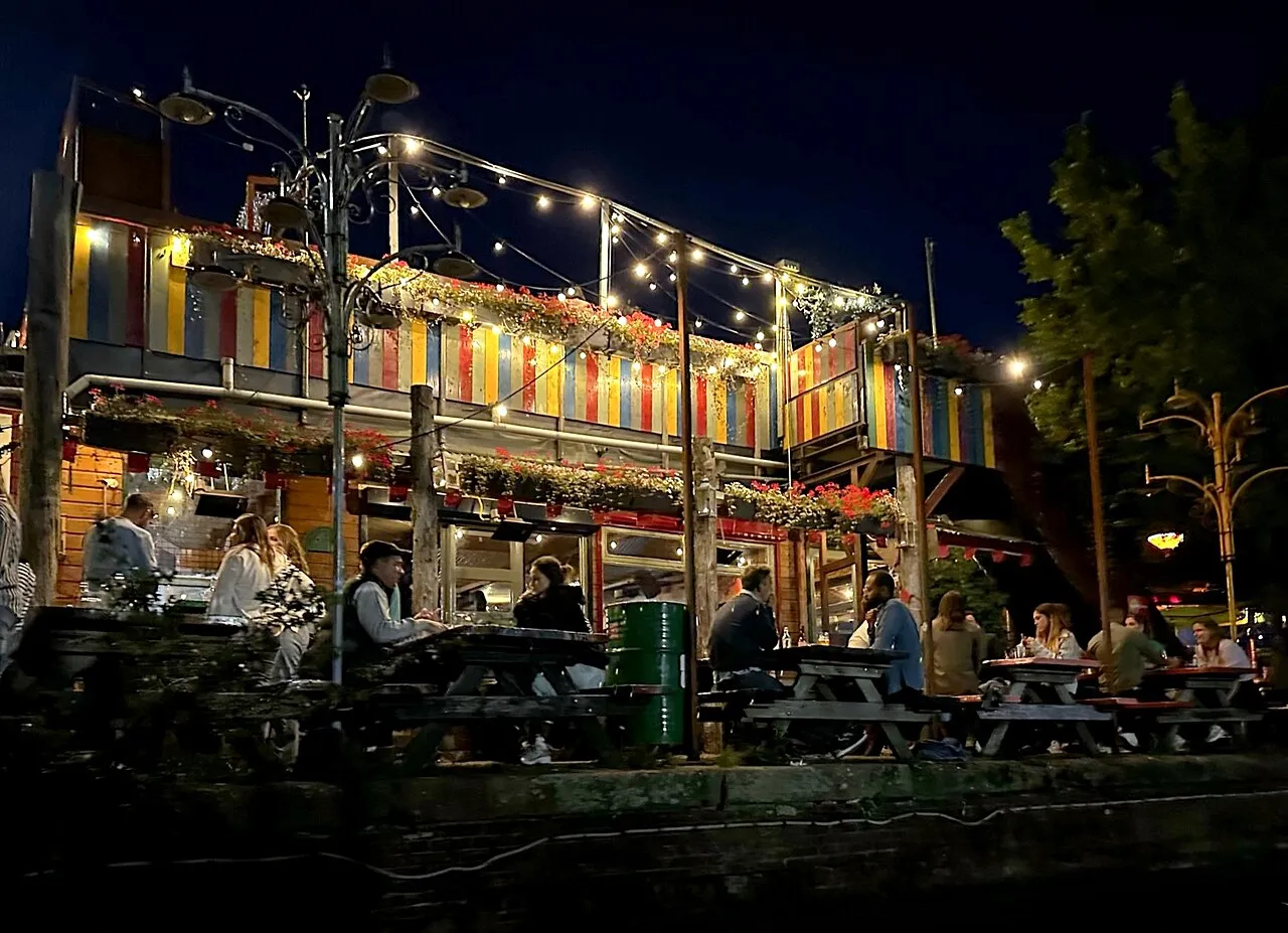 Hannekes Boom, Amsterdam
