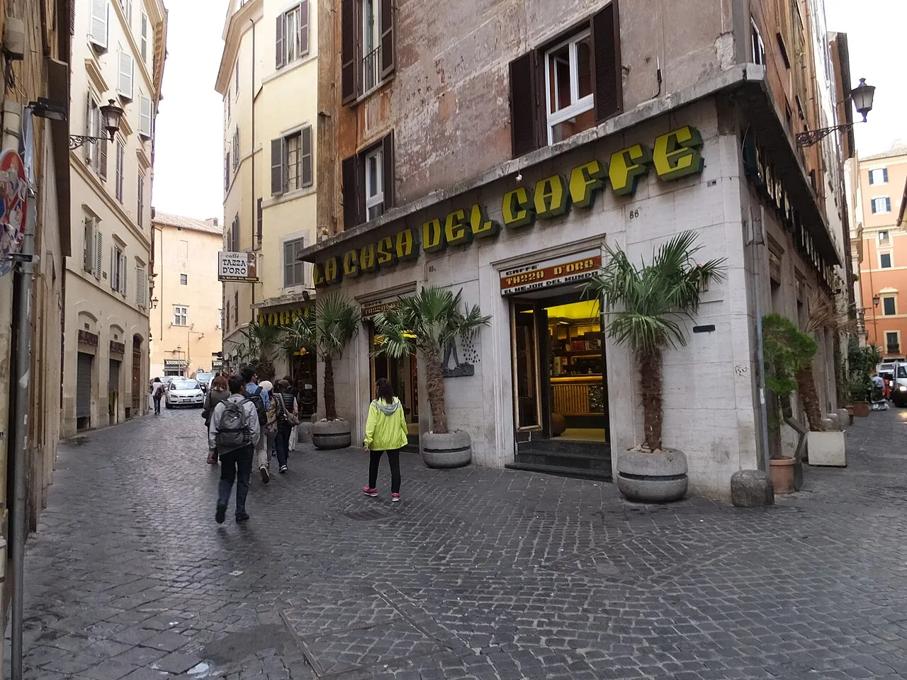 Tazza d'Oro, Rome