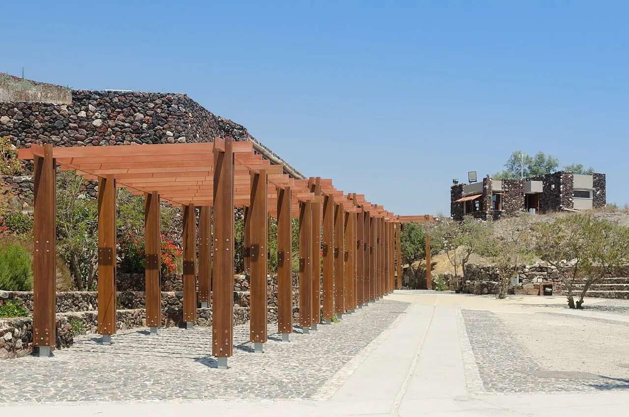 Akrotiri Archaeological Site, Santorini