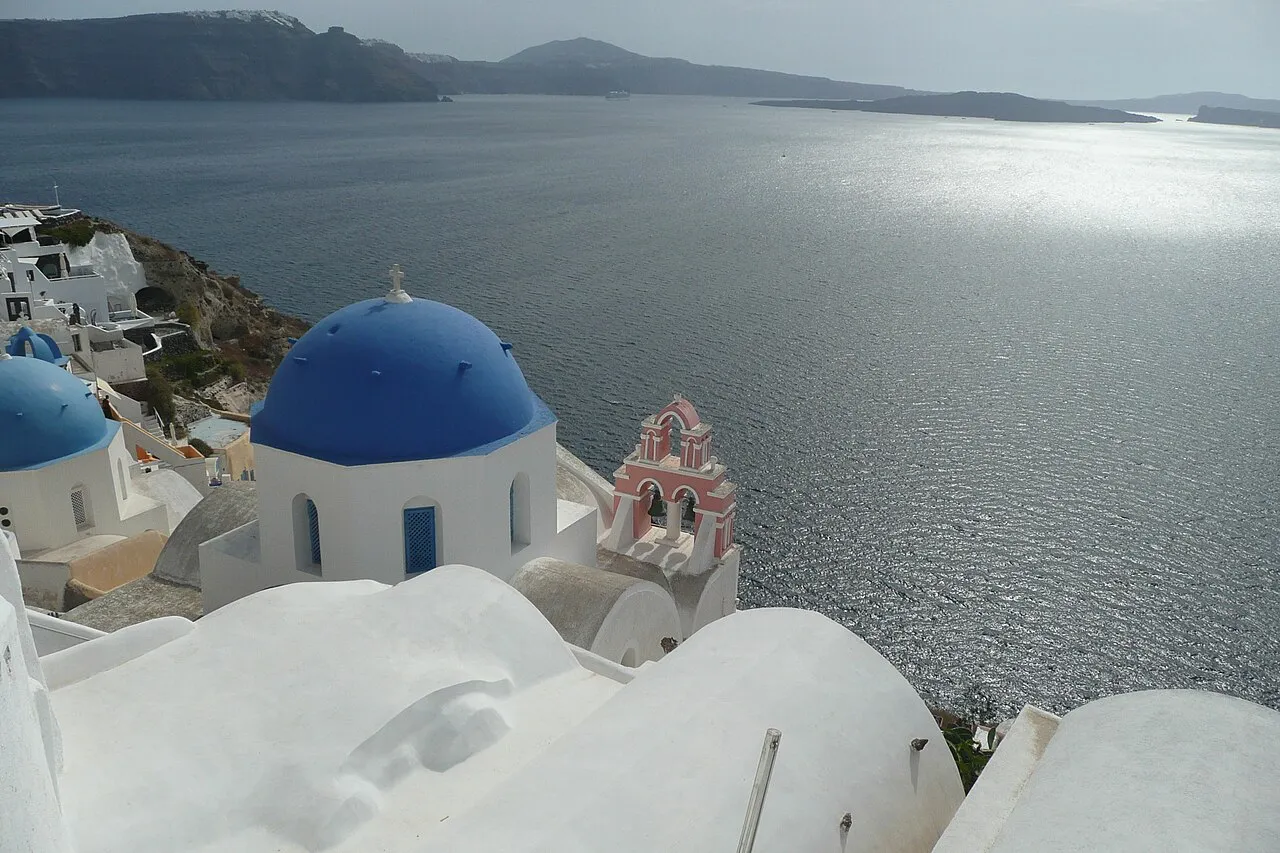 Hike from Fira to Oia, Santorini