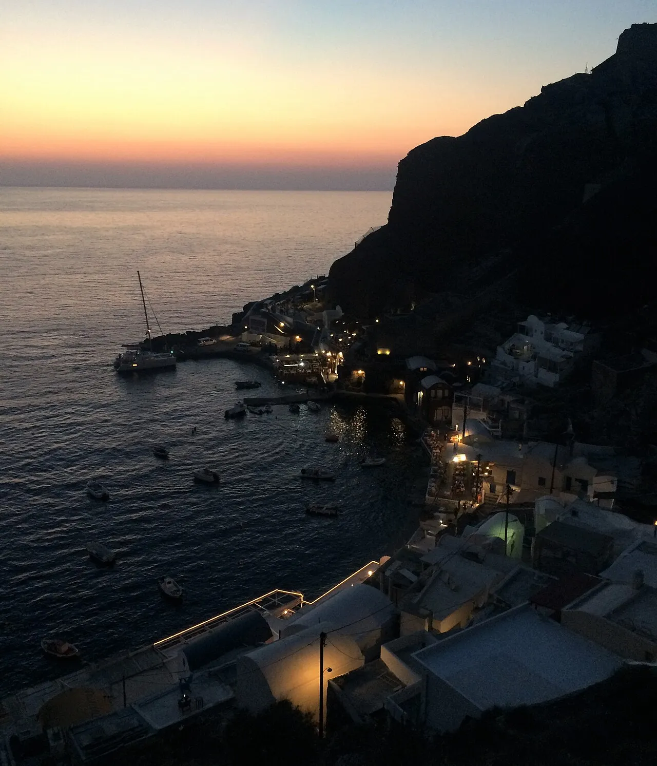 Amoudi Bay, Santorini