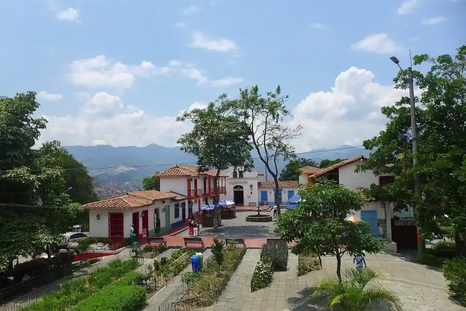 Pueblito Paisa, Medellín