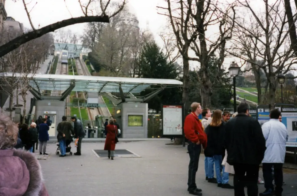 Climb Montmartre to Sacré-Cœur, Paris