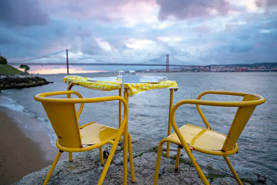 Ponto Final, Lisbon