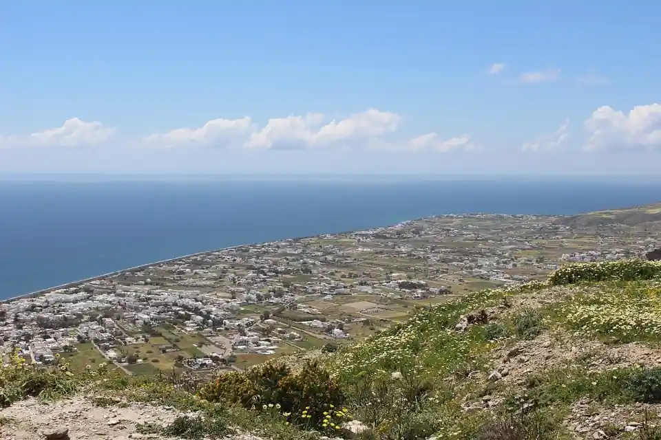 Perivolos Beach, Santorini
